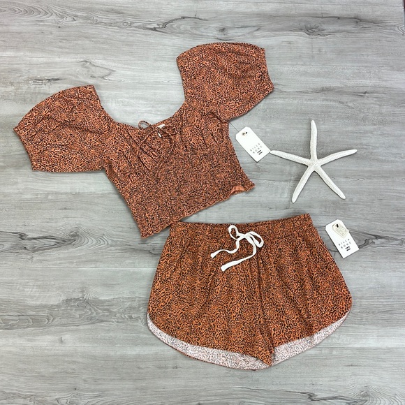 🔆BILLABONG🔆 SWEET SUNSET ROAD TRIPPIN PRINT TOP AND SHORTS SET - Picture 3 of 17